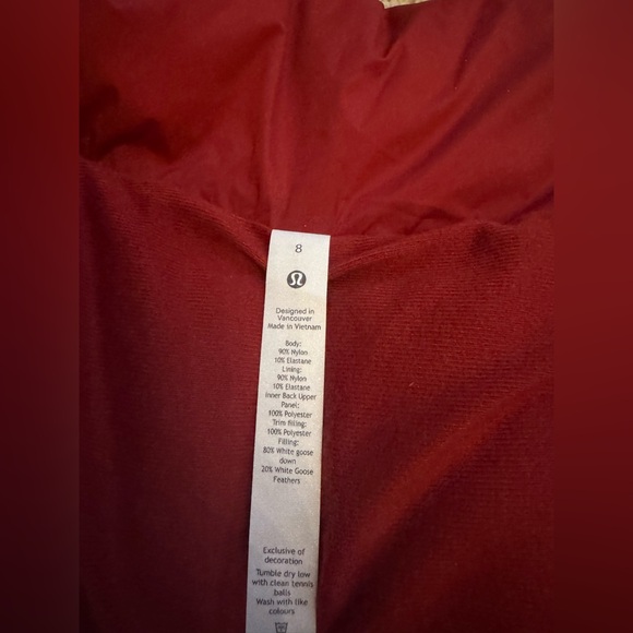 NWT Transformable Parka / Dark Sport Red - Picture 15 of 16